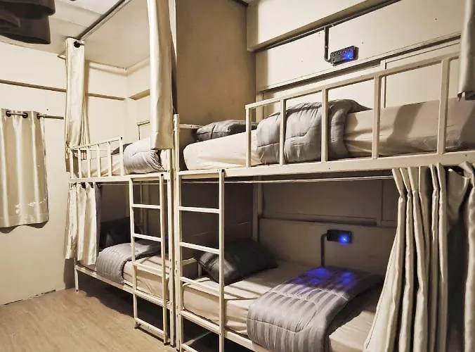 Youyen Hostel *