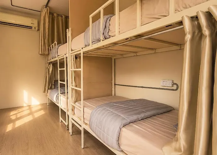 Youyen Hostel *